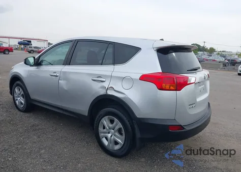 2015 Toyota Rav4 Le z USA, uszkodzony, nr VIN 2T3BFREV5FW262133